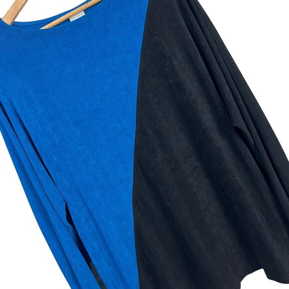 CHICO'S Women's L (2) Blue Black Colorblock Acetate Slinky Stretch USA Made Top - Picture 1 of 8